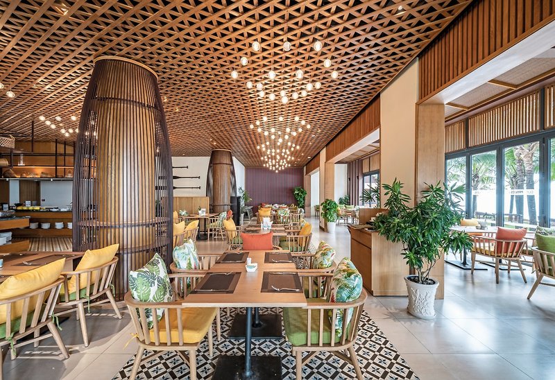 Dusit Princess Moonrise Beach Resort 16