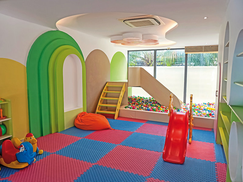 Dusit Princess Moonrise Beach Resort 35