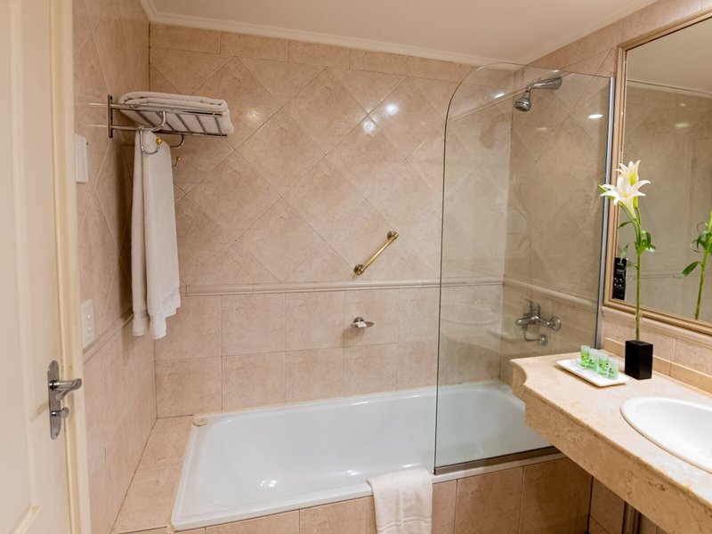 Pestana Buenos Aires 42 - Bathroom Example