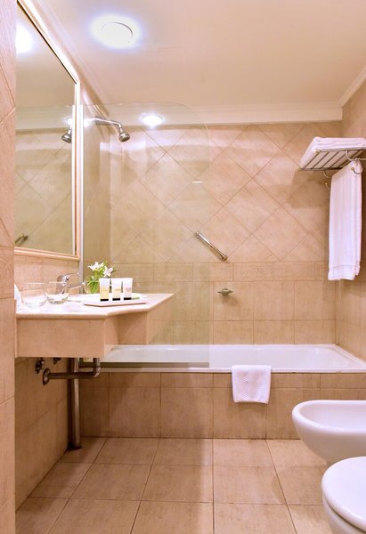 Pestana Buenos Aires 43 - Bathroom Example