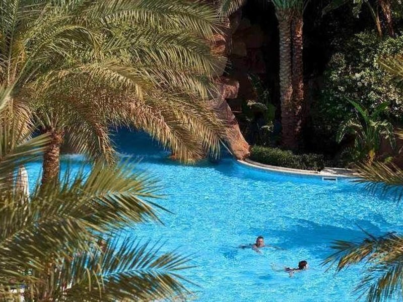 Baron Palms Resort 15 - Outdoor Pool