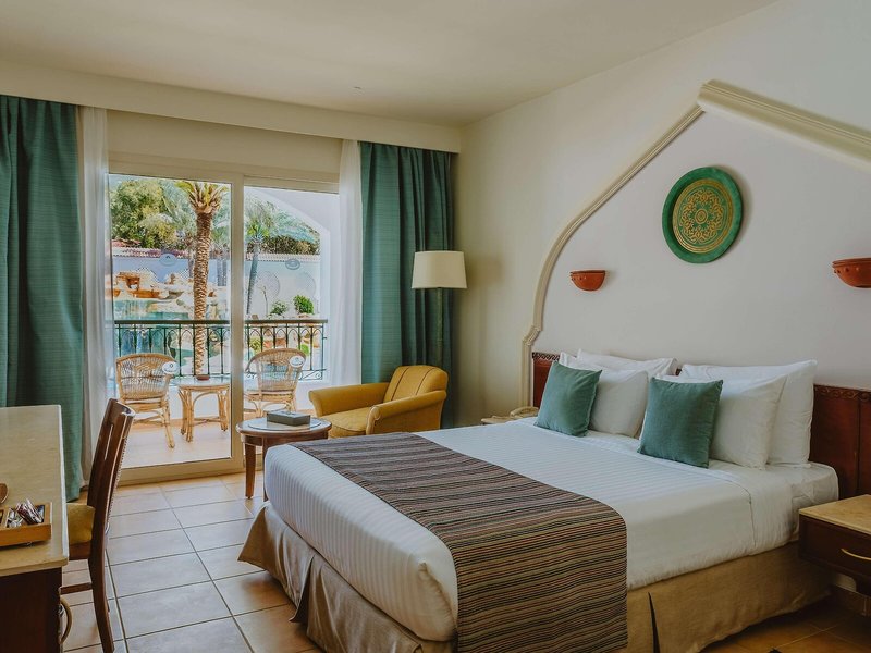 Baron Palms Resort 40 - Room Example