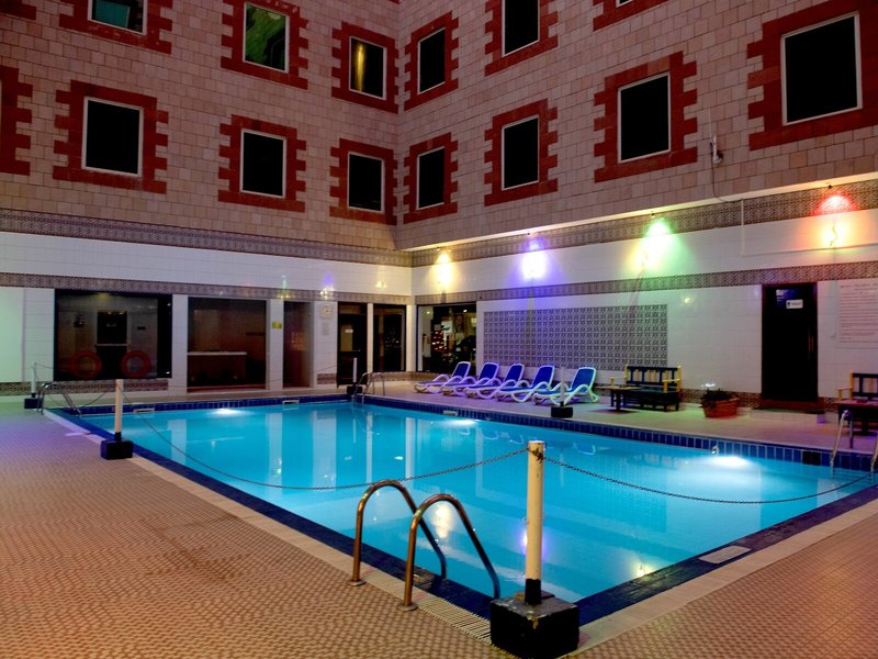 Ramee Guestline Hotel Qurum 8