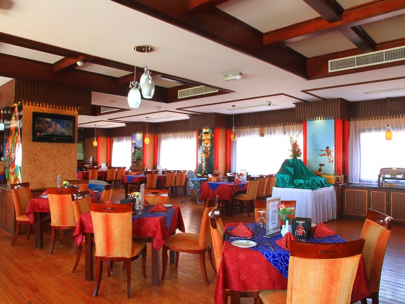 Ramee Guestline Hotel Qurum 19