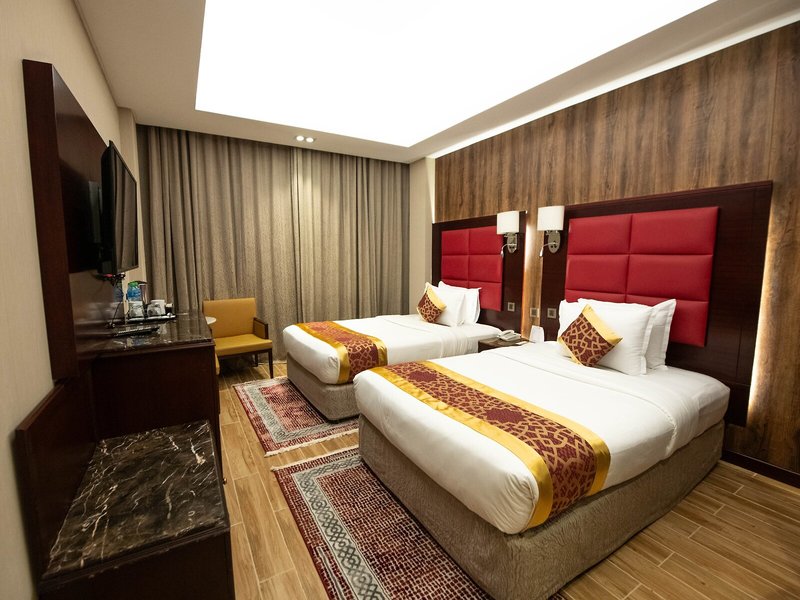 Ramee Guestline Hotel Qurum 25