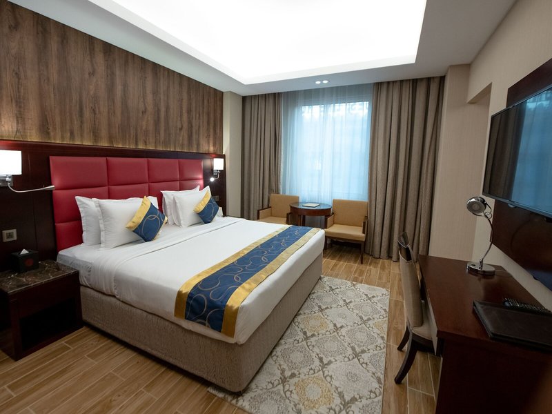 Ramee Guestline Hotel Qurum 36