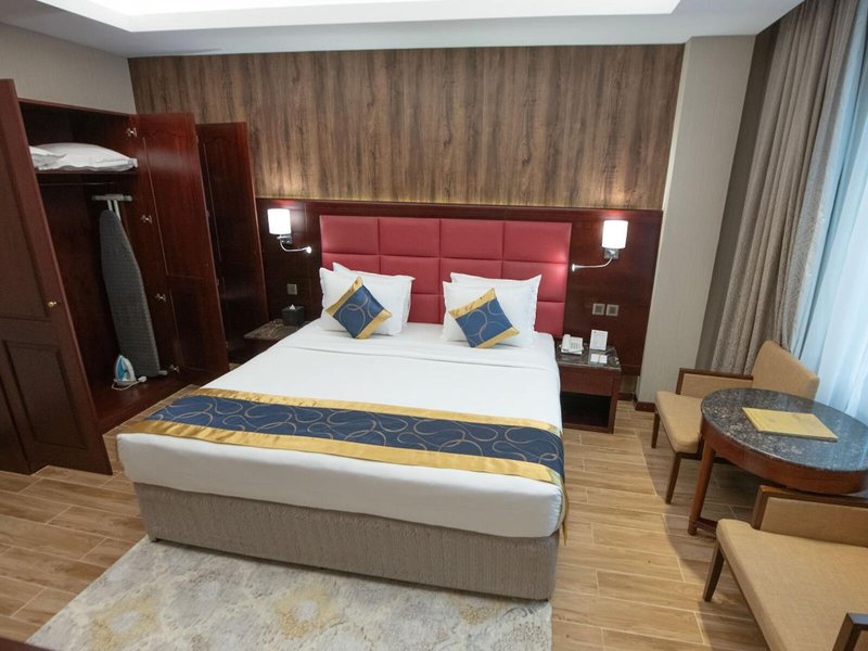 Ramee Guestline Hotel Qurum 42