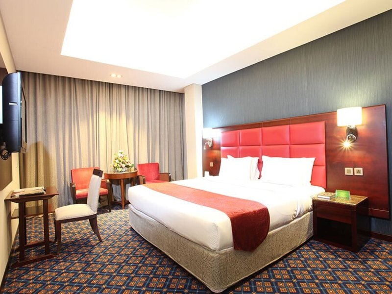 Ramee Guestline Hotel Qurum 44