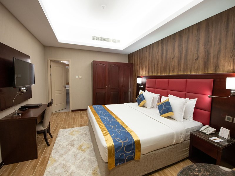Ramee Guestline Hotel Qurum 48