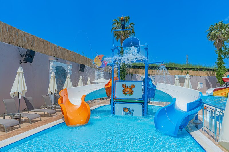 Q Ella Beach Hotel 27