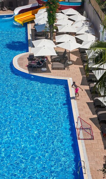 Q Ella Beach Hotel 29