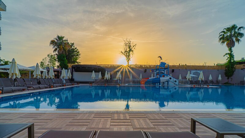Q Ella Beach Hotel 30