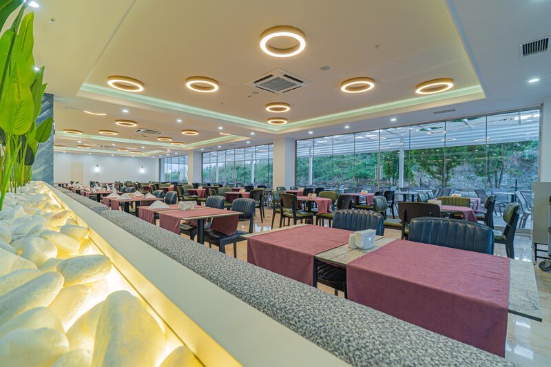 Q Ella Beach Hotel 37
