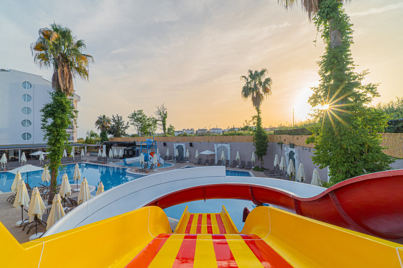 Q Ella Beach Hotel 1