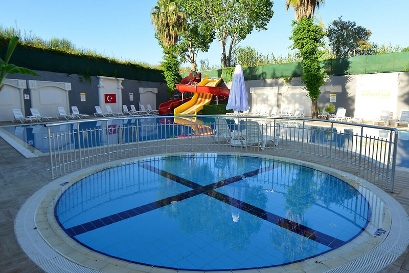 Q Ella Beach Hotel 2