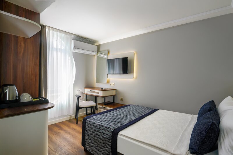 Q Ella Beach Hotel 28