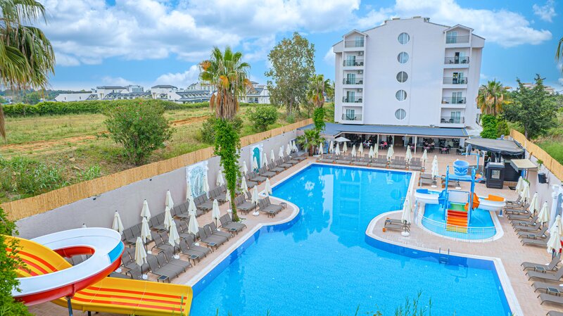 Q Ella Beach Hotel 47