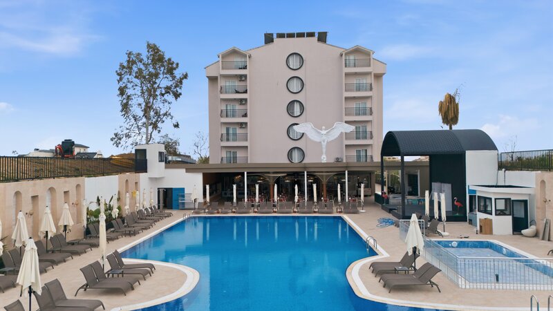 Q Ella Beach Hotel 32