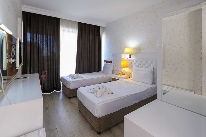 Club Tess Otel 17