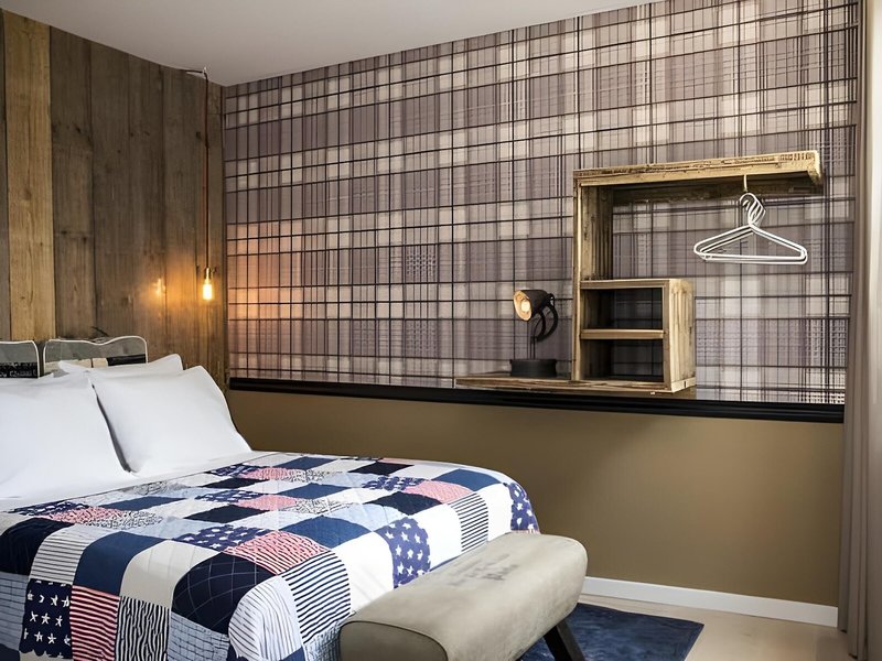 Max Brown Hotel Canal District 16 - Room Example