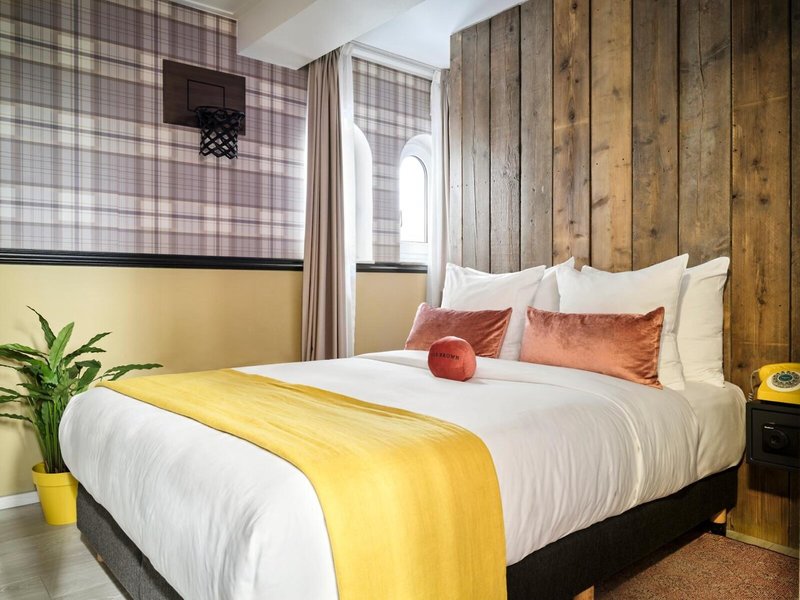 Max Brown Hotel Canal District 17 - Room Example