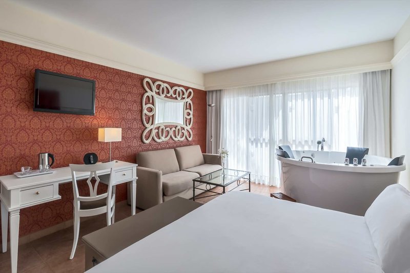 Barcelo Corralejo Bay - Erwachsenenhotel 17 - Room Example