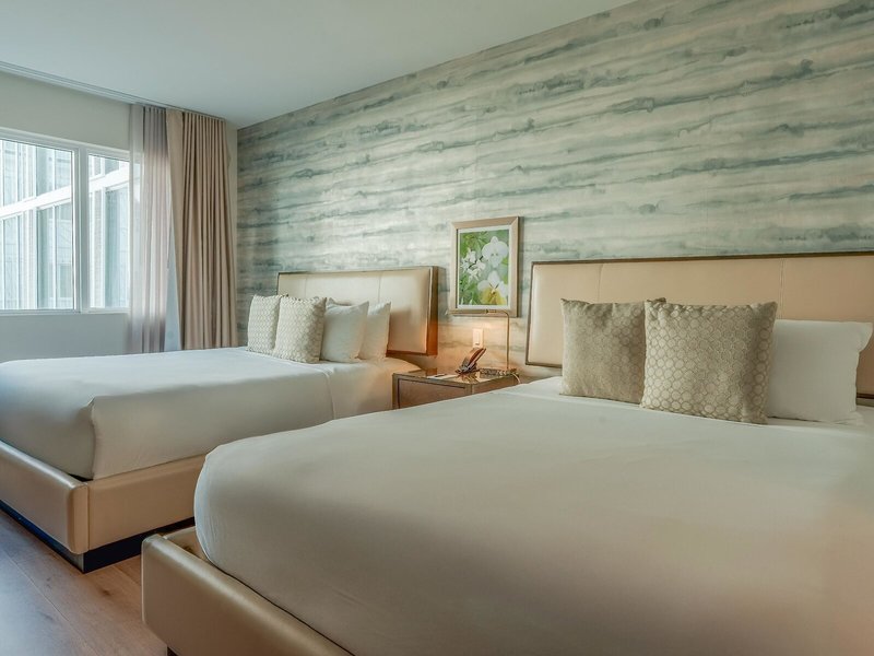 Iberostar Waves Miami Beach 33