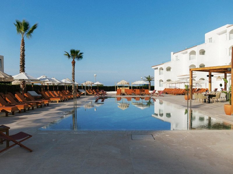 smartline Marina 4 - Outdoor Pool