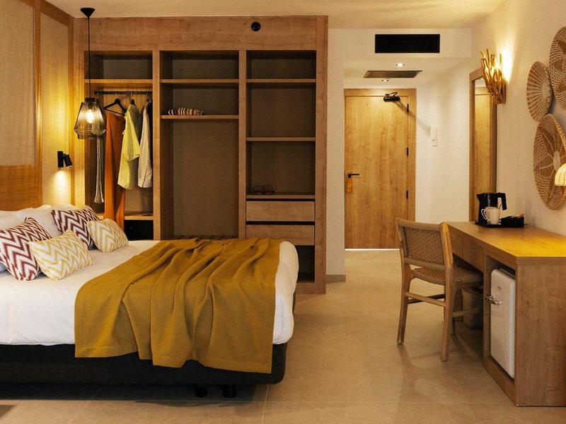 smartline Marina 19 - Room Example