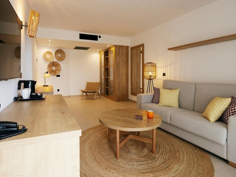 smartline Marina 31 - Room Example