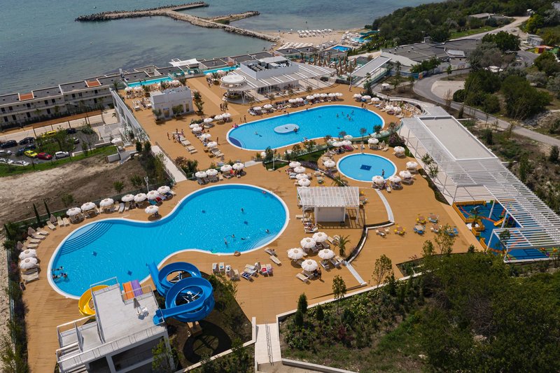 White Lagoon Resort 24