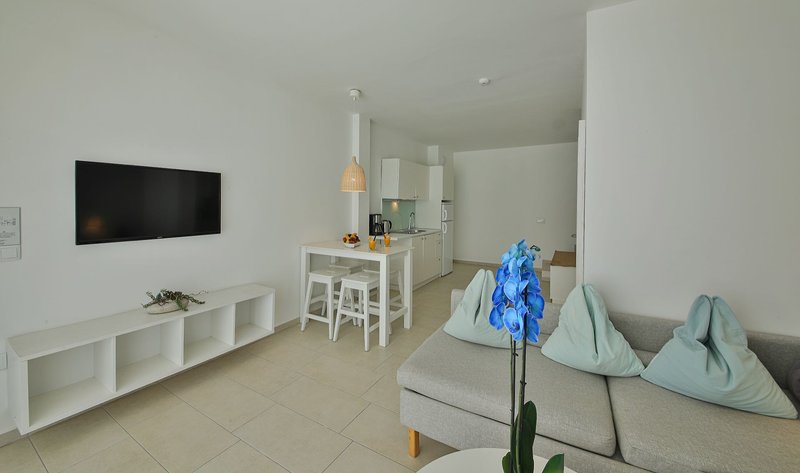 White Lagoon Resort 42