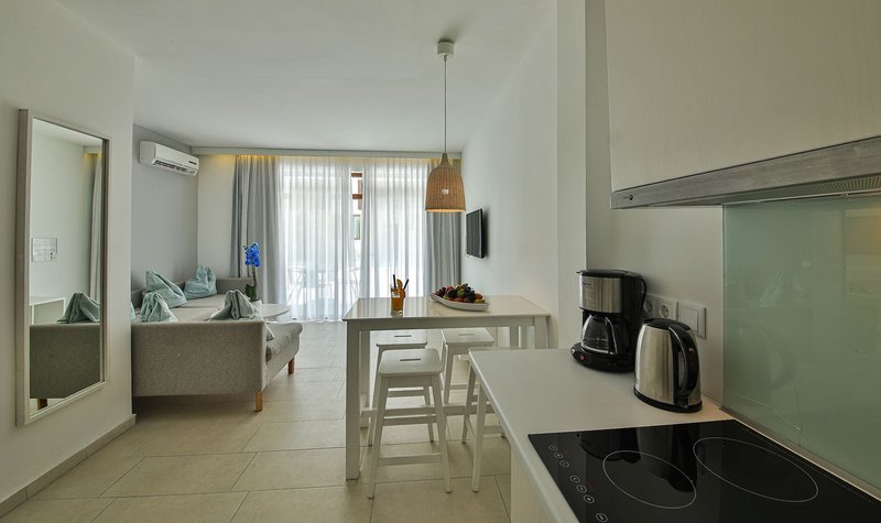 White Lagoon Resort 43