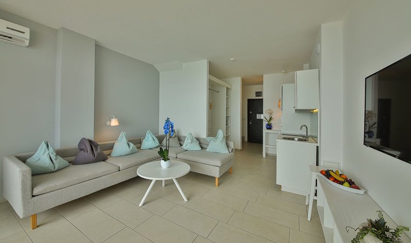 White Lagoon Resort 46