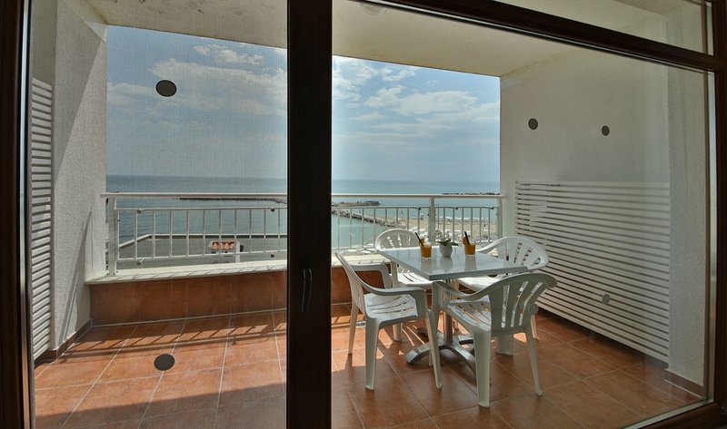 White Lagoon Resort 47