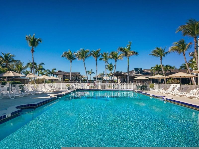 Beachcomber Beach Resort 20
