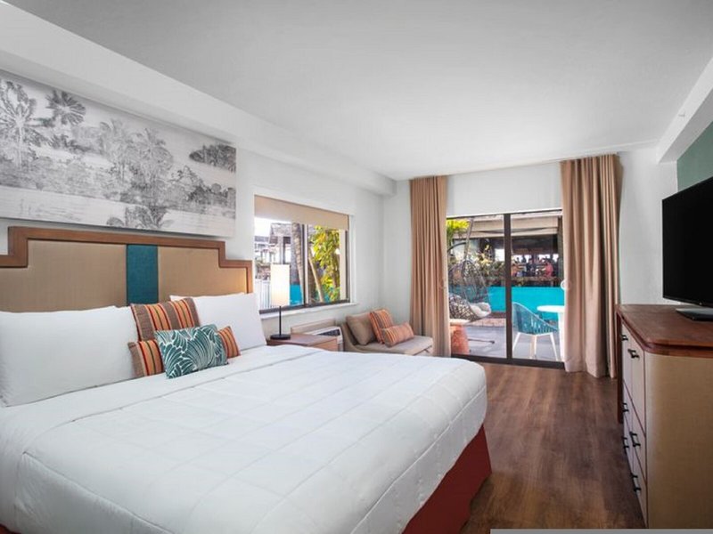 Beachcomber Beach Resort 34