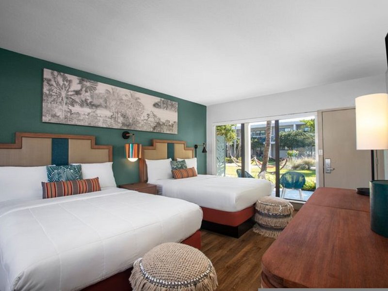 Beachcomber Beach Resort 36