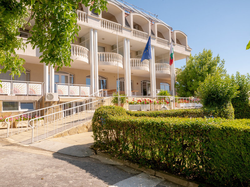 Aurora Hotel & Villa Sveti Konstantin 4 - Exterior