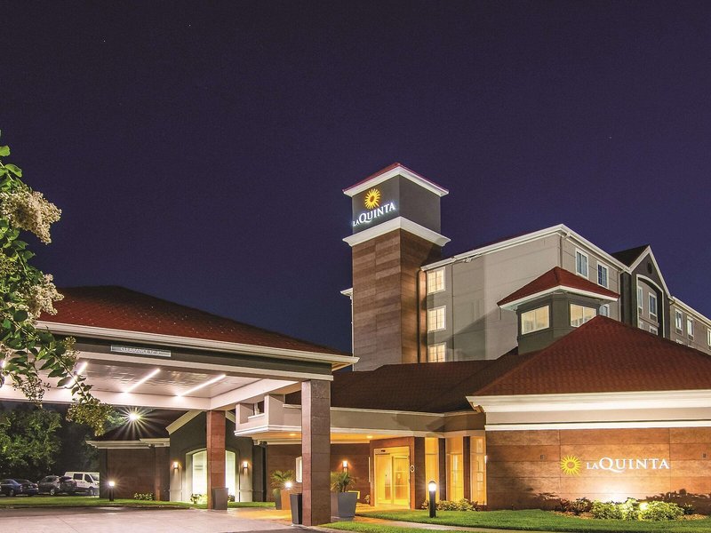 La Quinta Inn & Suites by Wyndham Orlando UCF
