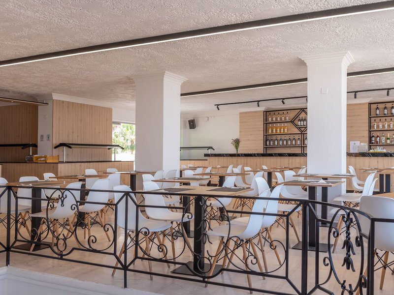 Azure Mare Hotel 11