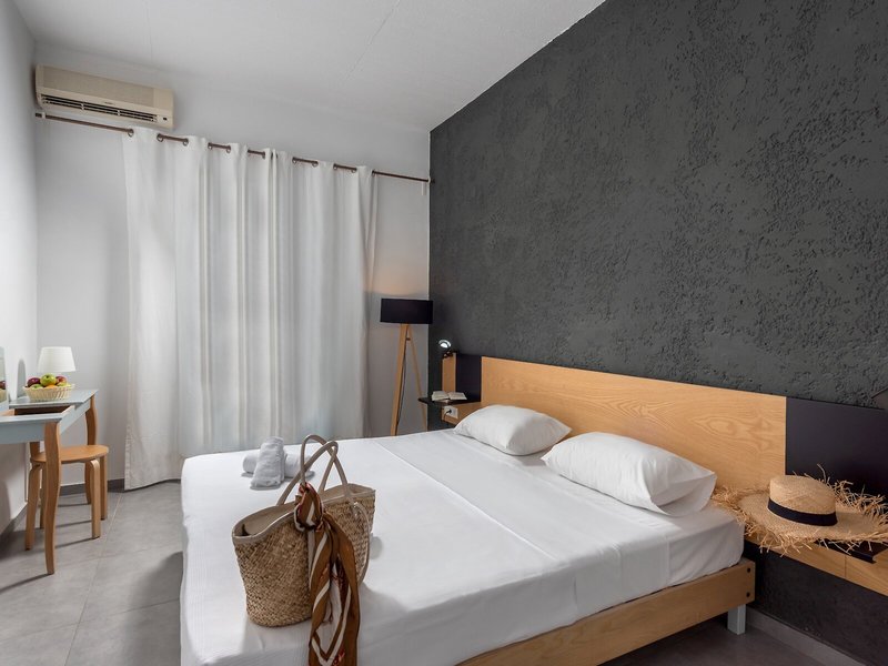 Azure Mare Hotel 13