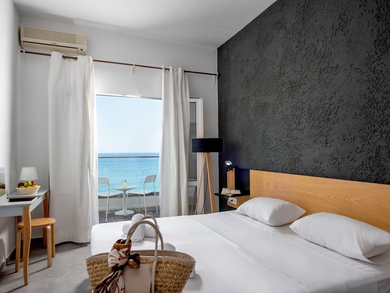 Azure Mare Hotel 15
