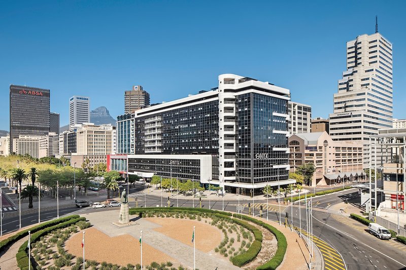 The Onyx Hotel 4