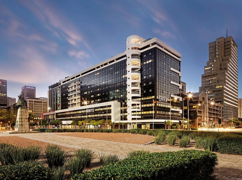 The Onyx Hotel 5