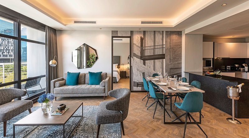 The Onyx Hotel 11