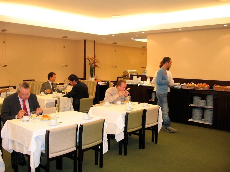 Neat Hotel Avenida 17