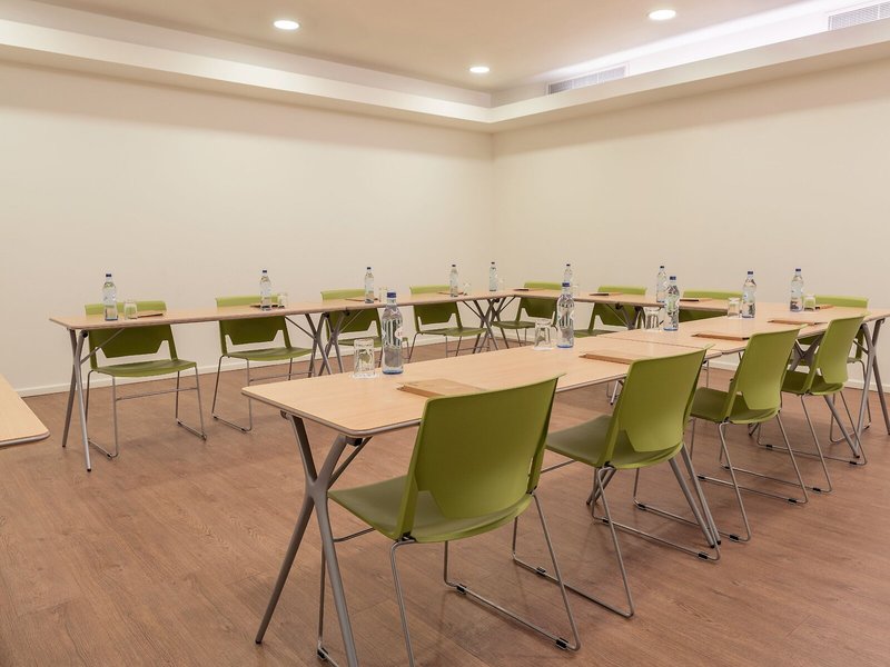 Neat Hotel Avenida 19