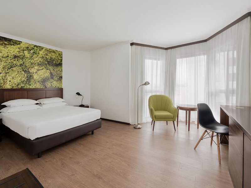 Neat Hotel Avenida 33