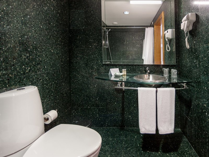 Neat Hotel Avenida 37